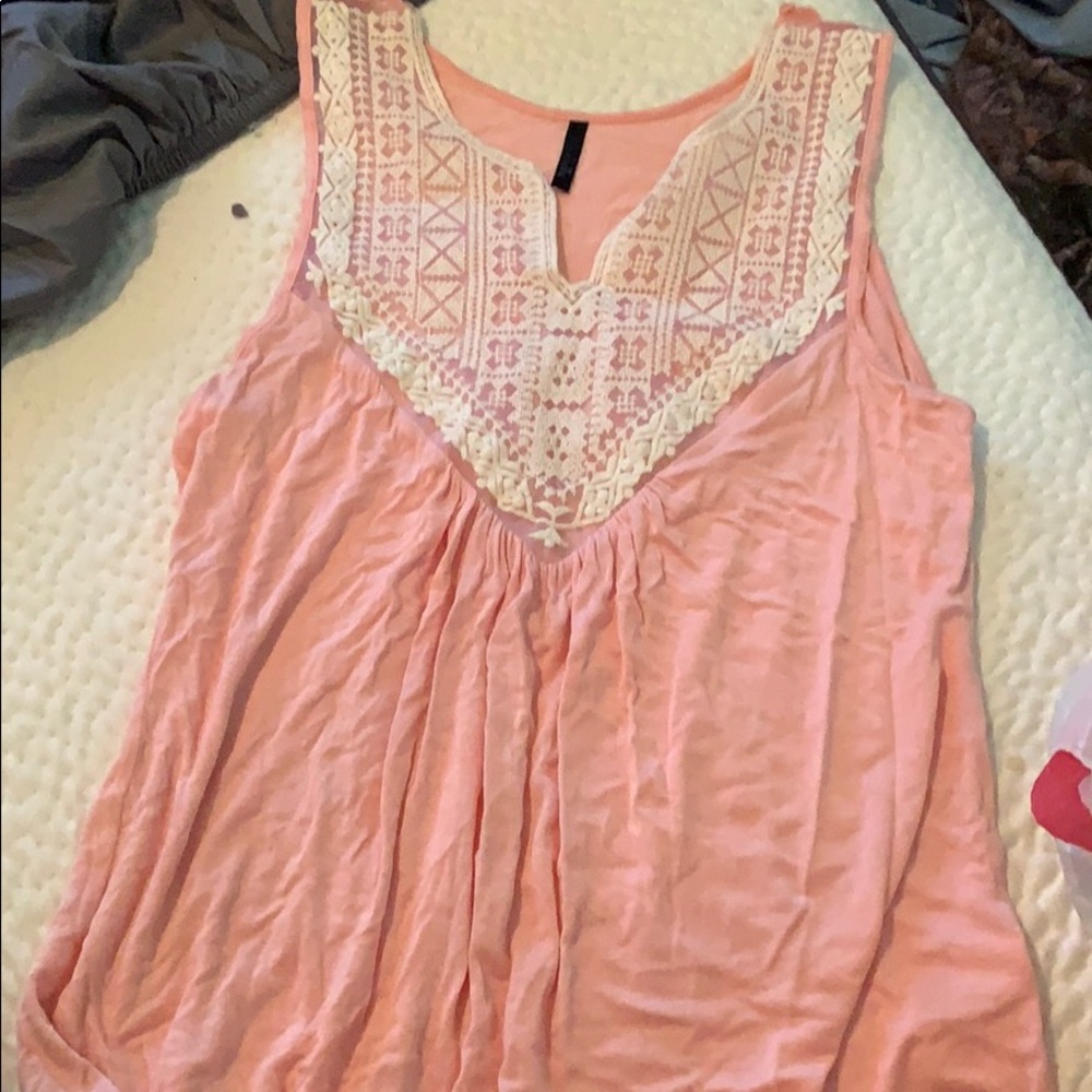 Pink tank top